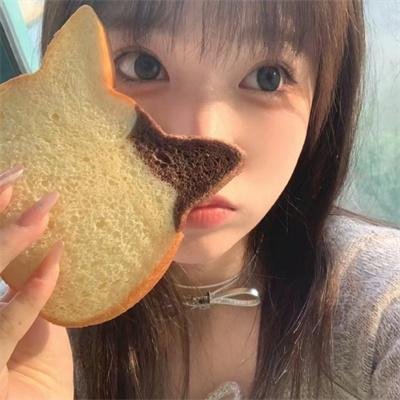 雾中的女孩